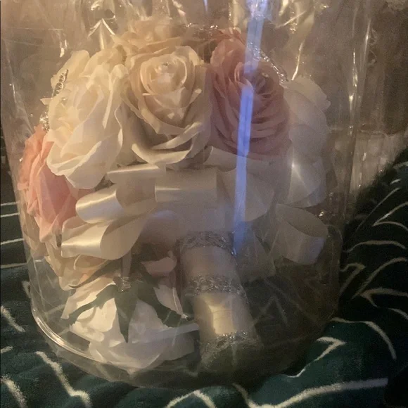 Elegant Pink and Cream Floral Arrangement